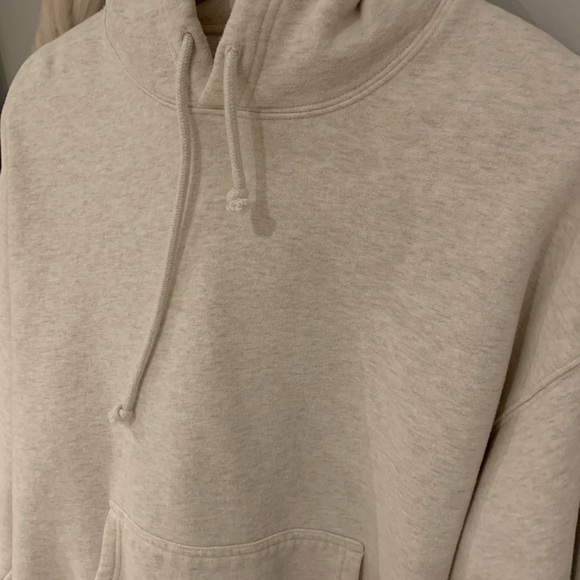 aritzia boyfriend hoodie heather oatmeal - Picture 3 of 3